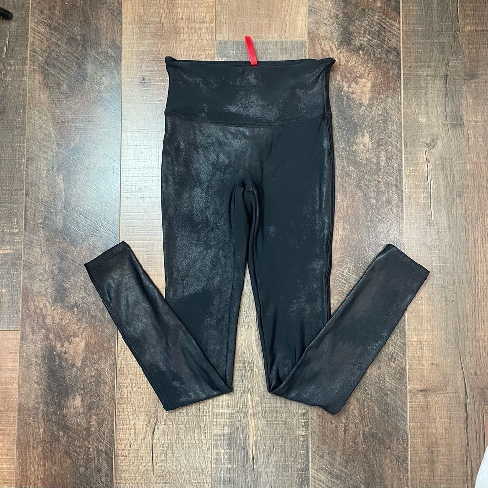 Spanx Leather Looking Leggings Size S
